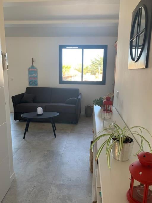 Maison Terrasse Proche Centre Ville Et Ile De Re Ла-Рошель Экстерьер фото